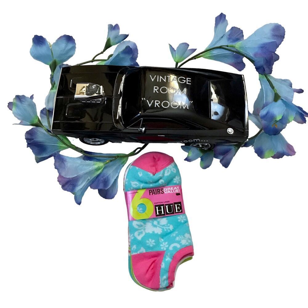 Hue New 6 Pairs of No Show Socks Women One Size